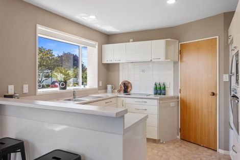 Photo of property in 15 Melford Close, Rangiora, 7400