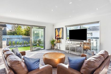 Photo of property in 185 Te Moana Road, Waikanae, 5036