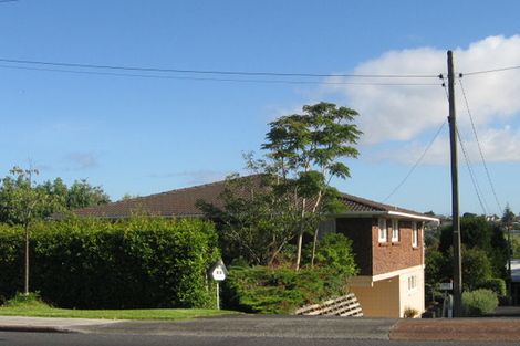 Photo of property in 62a Pupuke Road, Hillcrest, Auckland, 0627