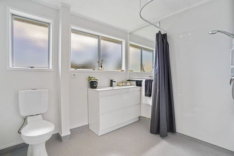 Photo of property in 2 Ngaparaoa Drive, Maketu, 3189