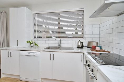 Photo of property in 7 Paprika Place, Bishopdale, Christchurch, 8053