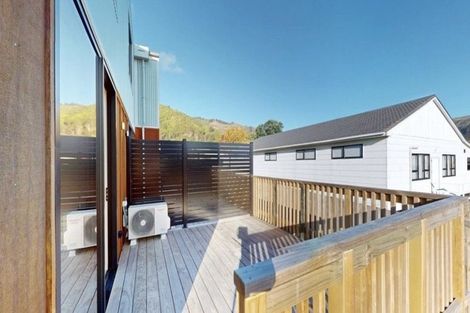 Photo of property in 24/10 Utauta Street, Waikanae, 5036
