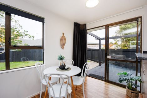 Photo of property in 30 Caroline Drive, Feilding, 4702