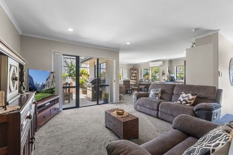 Photo of property in 110 Osprey Drive, Welcome Bay, Tauranga, 3112