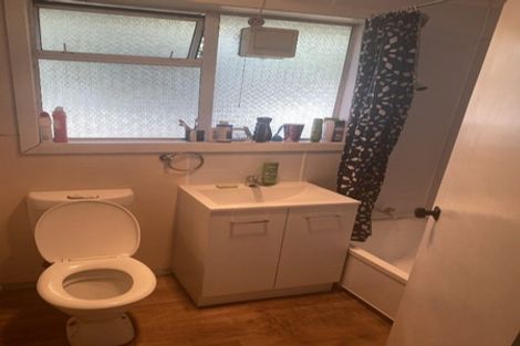 Photo of property in 44 Glenpark Avenue, Frankleigh Park, New Plymouth, 4310