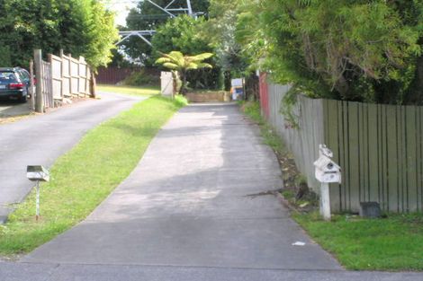 Photo of property in 29 Reynella Drive, Massey, Auckland, 0614