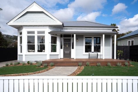 Photo of property in 64 Corson Avenue, Beckenham, Christchurch, 8023