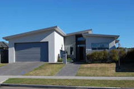 Photo of property in 62 Kotuku Drive, Paraparaumu Beach, Paraparaumu, 5032
