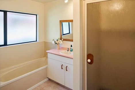 Photo of property in 26 Musket Lane, Whitby, Porirua, 5024