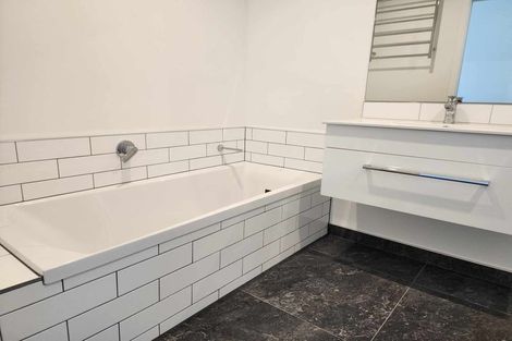 Photo of property in 115 Queen Charlotte Drive, Aotea, Porirua, 5024