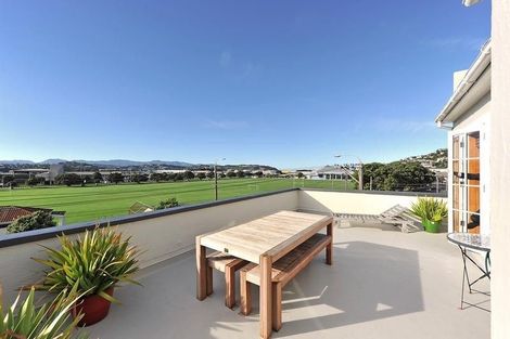 Photo of property in San Antonio Flats, 12f5 Kilbirnie Crescent, Kilbirnie, Wellington, 6022