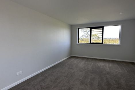 Photo of property in 3 Seagreen Avenue, Rosehill, 2113