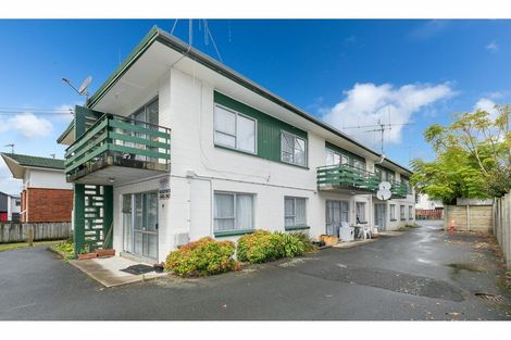 Photo of property in 42 Wellington Street, Hamilton East, Hamilton, 3216