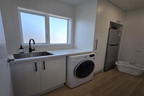 Photo of property in 9 Clyde Street, Ferndale, New Plymouth, 4310
