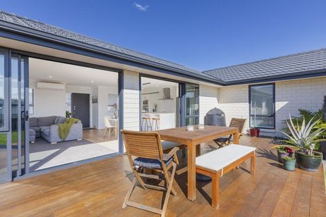 Photo of property in 8 Meech Way, Frimley, Hastings, 4120