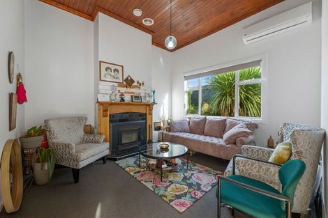 Photo of property in 39 Argyle Street, Mornington, Dunedin, 9011