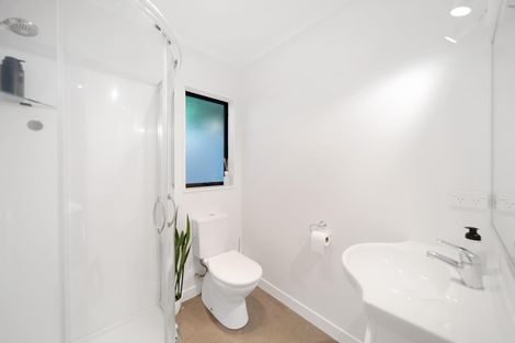 Photo of property in 17a Callis Avenue, Opaheke, Papakura, 2113