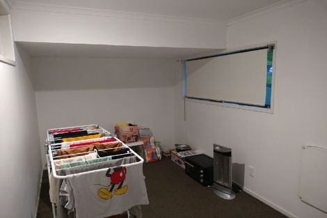 Photo of property in 48 Tauhinu Road, Greenhithe, Auckland, 0632