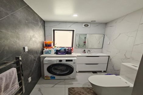 Photo of property in 12c Minaret Drive, Bucklands Beach, Auckland, 2014