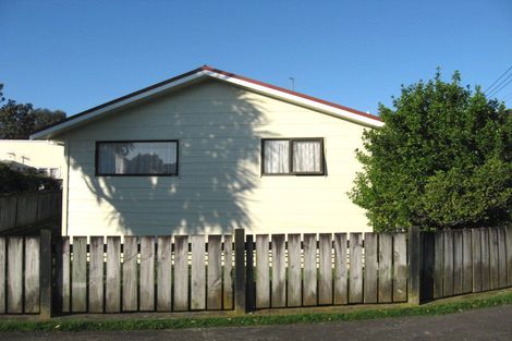 Photo of property in 35 Malone Road, Waterloo, Lower Hutt, 5011