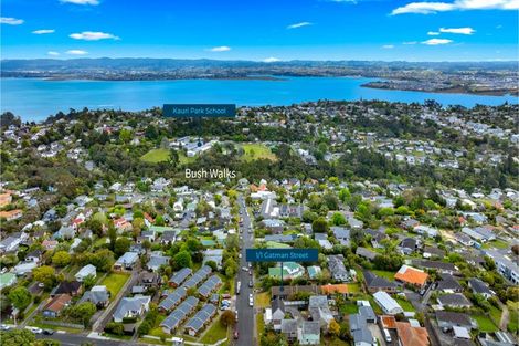 Photo of property in 1/1 Gatman Street, Birkdale, Auckland, 0626