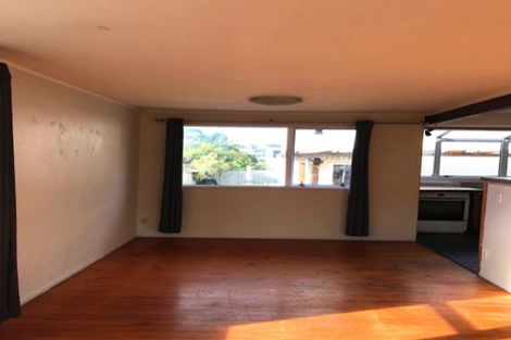 Photo of property in 40 Schnapper Rock Road, Schnapper Rock, Auckland, 0632
