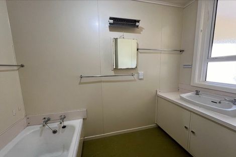 Photo of property in 21 Maunder Street, Marton, 4710