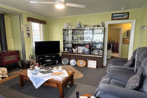 Photo of property in 18 Ashmore Avenue, Cobden, Greymouth, 7802