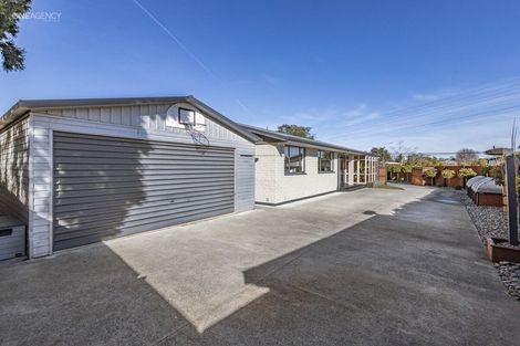 Photo of property in 8 Springmead Place, Hornby, Christchurch, 8042