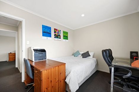 Photo of property in 202 Old Farm Road, Hamilton East, Hamilton, 3216