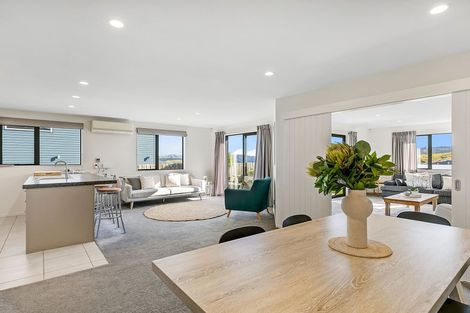 Photo of property in 37 Cedarwood Street, Woodridge, Wellington, 6037