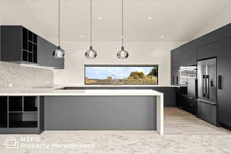 Photo of property in 16 Tunnel Beach Road, Blackhead, Dunedin, 9076