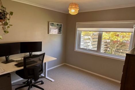 Photo of property in 1 Farrier Grove, Featherston, 5710