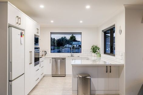 Photo of property in 12 Peckham Lane, Ashhurst, 4810