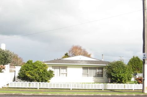 Photo of property in 2/50 Jellicoe Road, Manurewa, Auckland, 2102