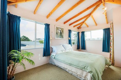 Photo of property in 1 Seabury Avenue, Foxton Beach, Foxton, 4815