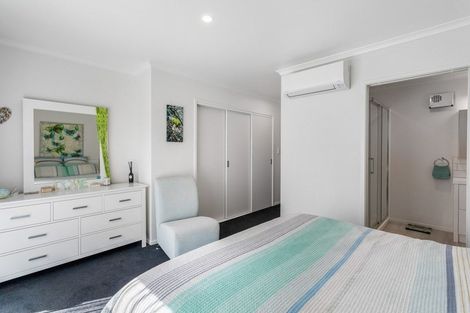 Photo of property in 20 Lillian Place, Orewa, 0931