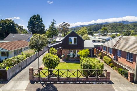 Photo of property in 11 Benzie Avenue, Wallaceville, Upper Hutt, 5018