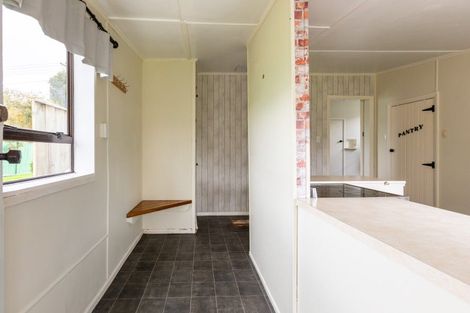Photo of property in 12 Ormond Street, Woodville, 4920