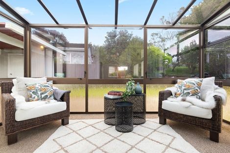 Photo of property in 26 Beechdale Crescent, Pakuranga Heights, Auckland, 2010