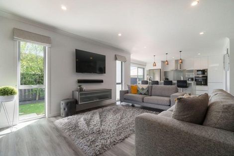 Photo of property in 49 Pohutukawa Parade, Riverhead, 0820