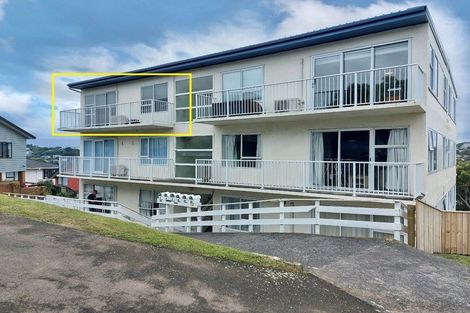 Photo of property in 12/32 Akaroa Drive, Maupuia, Wellington, 6022