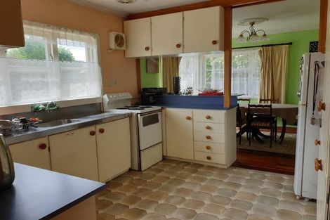 Photo of property in 5 Foster Street, Taita, Lower Hutt, 5011
