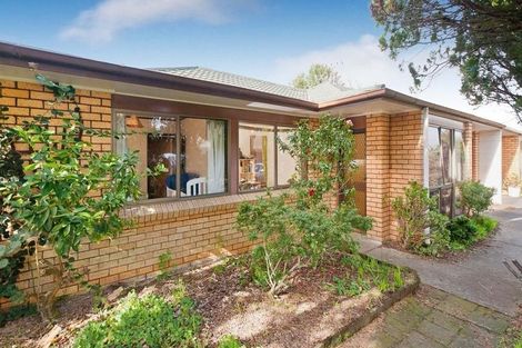 Photo of property in 64b Sunderlands Road, Half Moon Bay, Auckland, 2012