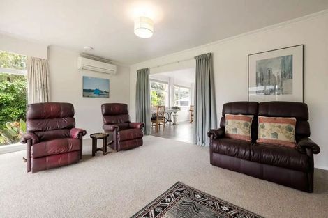 Photo of property in 43 Weld Street, Cambridge, 3434