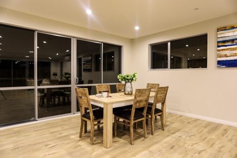 Photo of property in 237 West Hoe Heights, Orewa, 0931