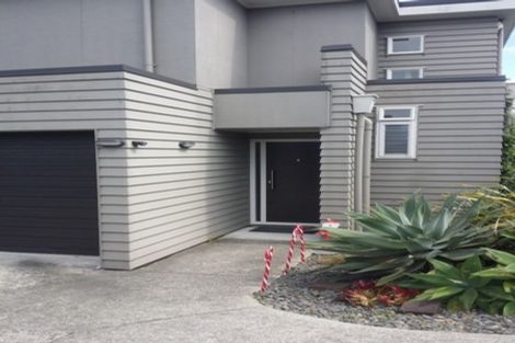 Photo of property in 2/78 Birkenhead Avenue, Birkenhead, Auckland, 0626