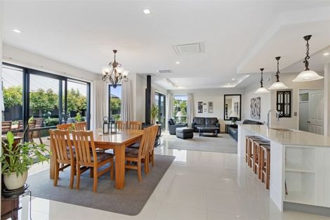 Photo of property in 15 Coachmans Road, Prebbleton, 7604