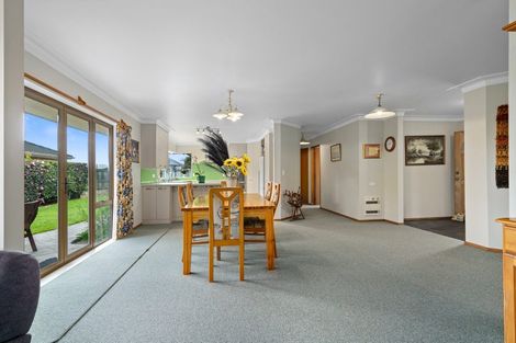 Photo of property in 9 Oaklands Drive, Cambridge, 3434