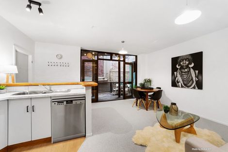 Photo of property in Bond Store Apartments, 8c Egmont Street, Te Aro, Wellington, 6011